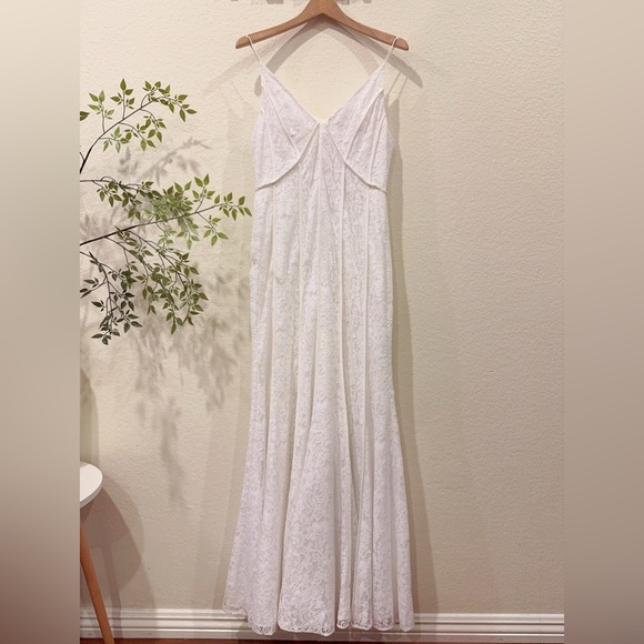 Keepsake the Label Dreamers Lace Gown in Ivory White Size M/L NWT Wedding Bridal - Picture 3 of 9
